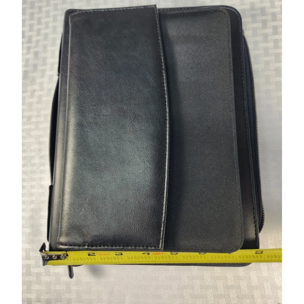 Vintage Day-Timer 7 Ring Zipper Planner Organizer Binder 5.5x8.5 + Accessories